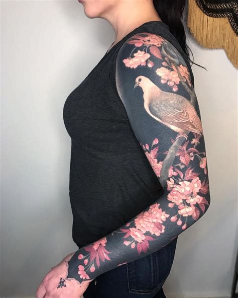 womens black tattoos